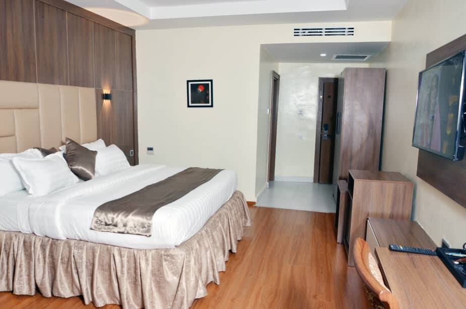 WETLAND HOTEL