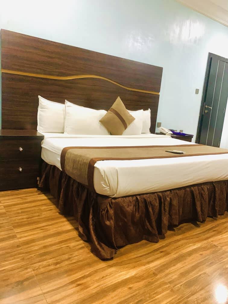 WETLAND HOTEL