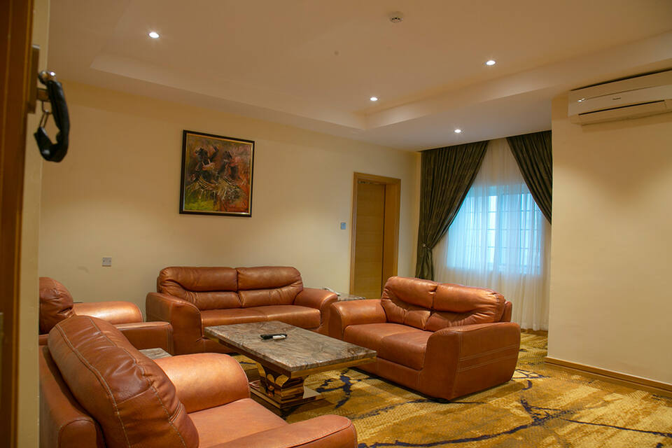 BON ELVIS HOTEL