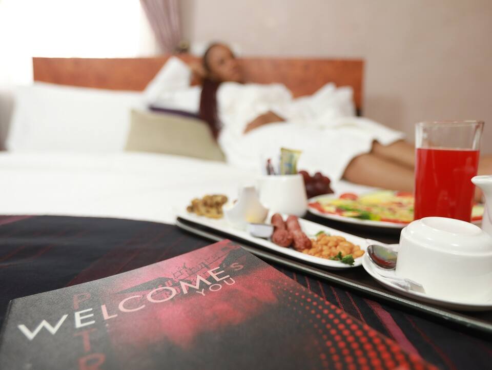 PETRUS ROYALE HOTEL