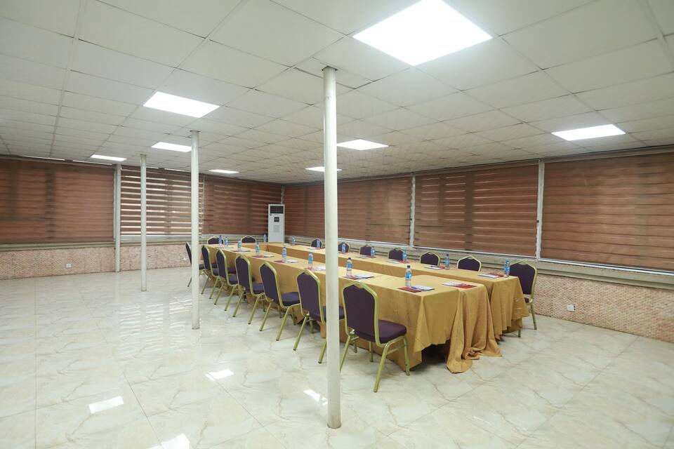 PETRUS ROYALE HOTEL