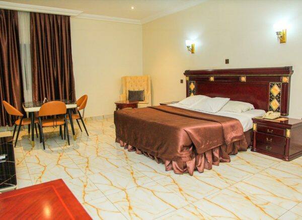 ROCKVIEW HOTEL