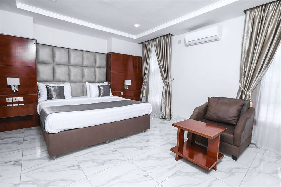 FABINO BY TOP RANK
