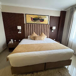 STRATTON HOTEL
