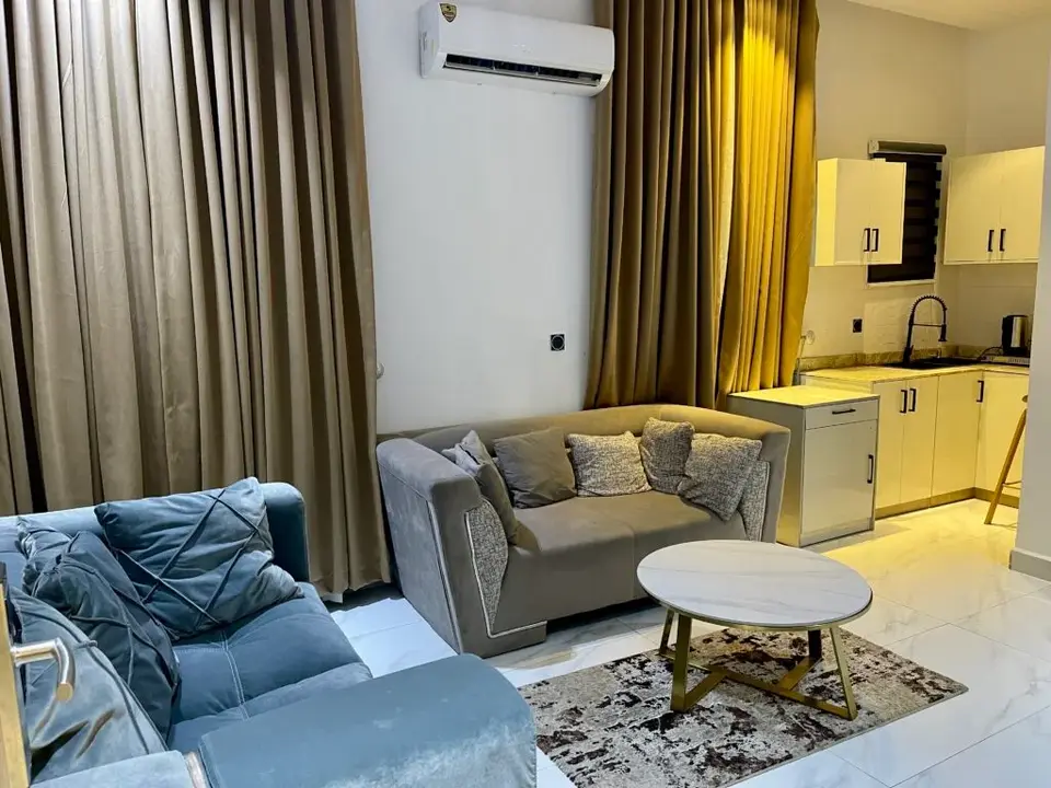 LISA SUITE
