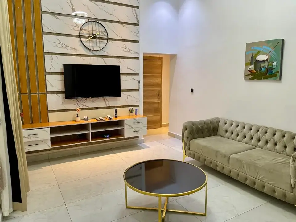 LISA SUITE