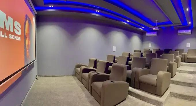 LISA SUITE