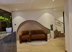 HOTEL THIRTY FIVE