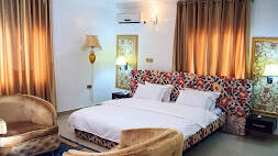LUKEVILLE HOTEL